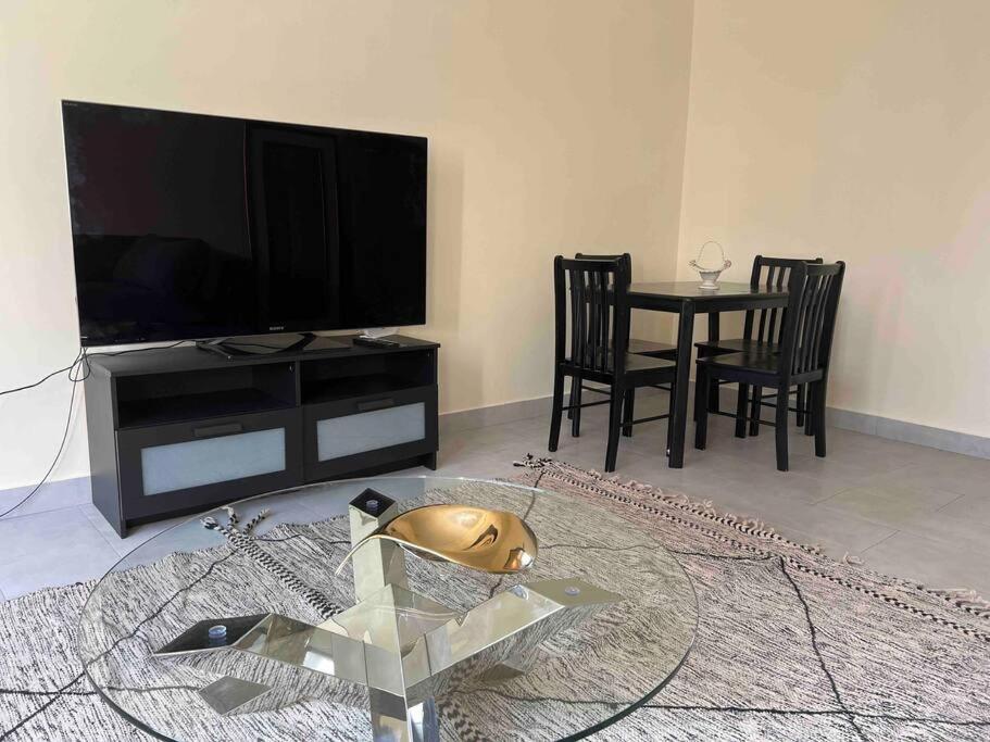 Superbe Appartement Proche De Toutes Les Commodite Rabat Luaran gambar